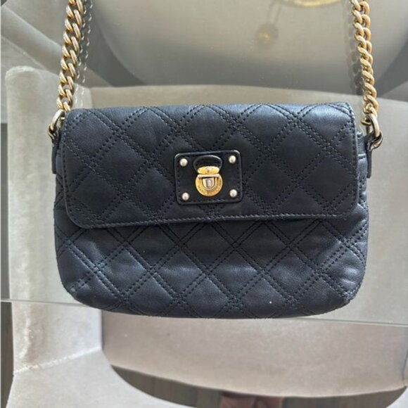 Marc Jacobs Quilted Crossbody Bag in Black - Picture 3 of 15